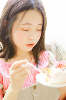 十二寡妇征西